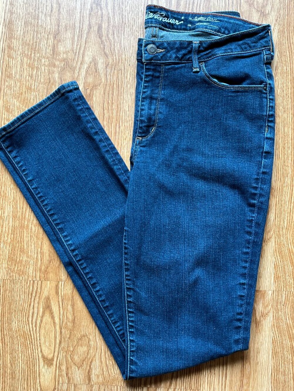 Eddie Bauer Women’s Jeans Size 12 Tall Medium Wash Straight Leg Slightly Curvy